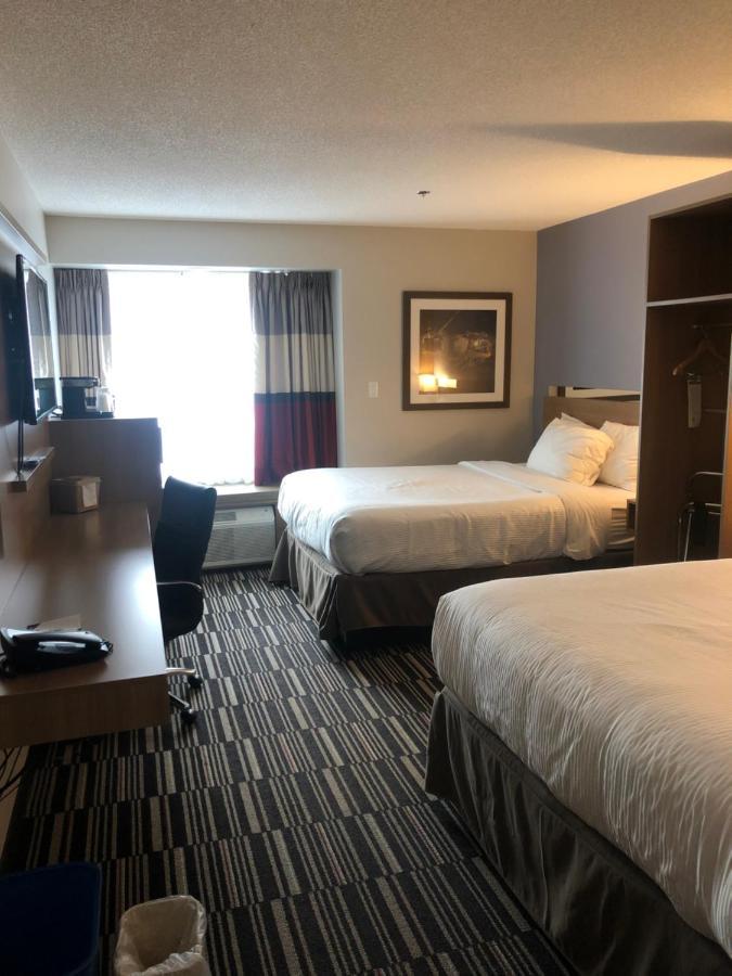 Microtel Inn & Suites By Wyndham Sudbury Buitenkant foto