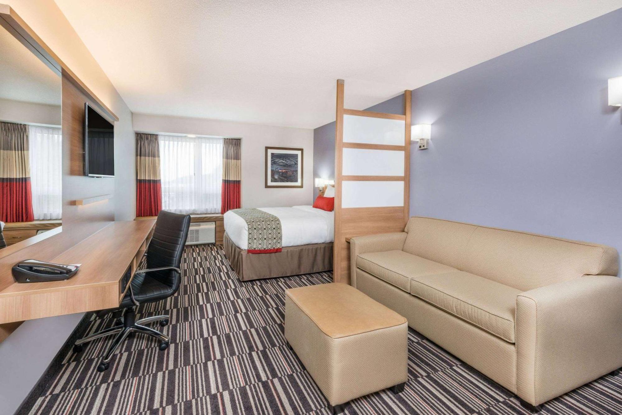 Microtel Inn & Suites By Wyndham Sudbury Buitenkant foto