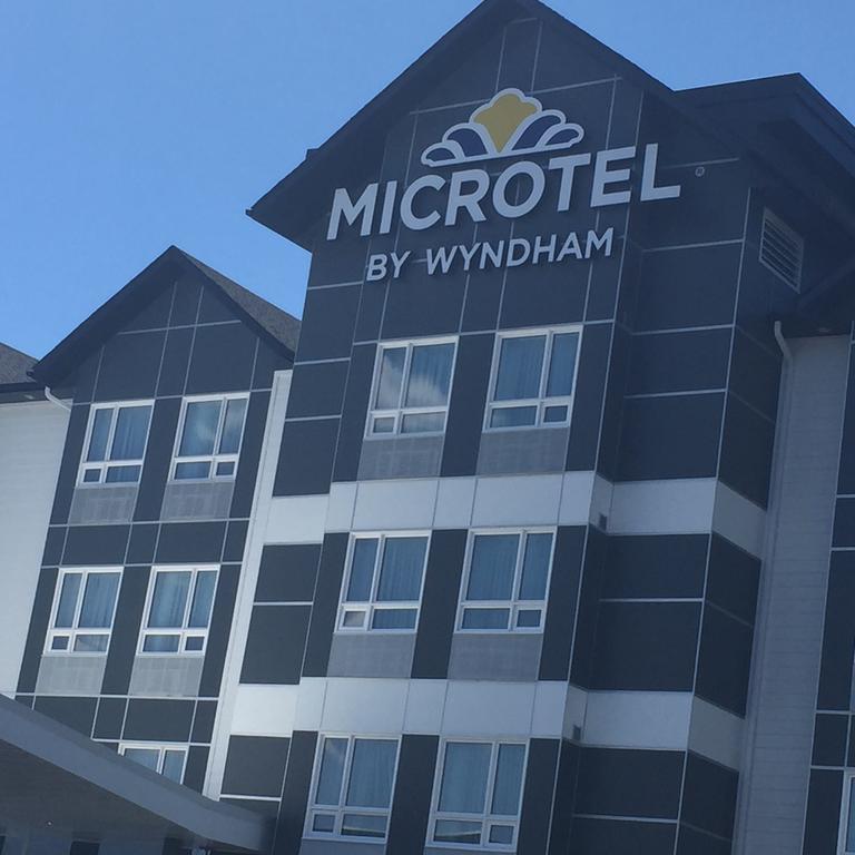 Microtel Inn & Suites By Wyndham Sudbury Buitenkant foto