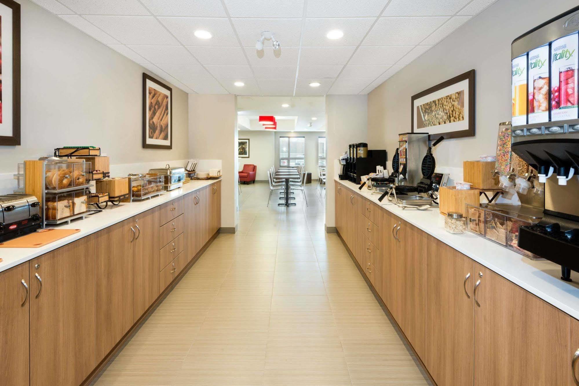 Microtel Inn & Suites By Wyndham Sudbury Buitenkant foto